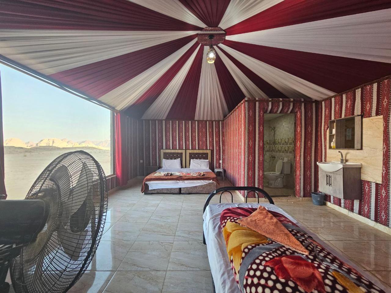 Beduin Star Trail Camp Bed & Breakfast วาดิรัม ภายนอก รูปภาพ