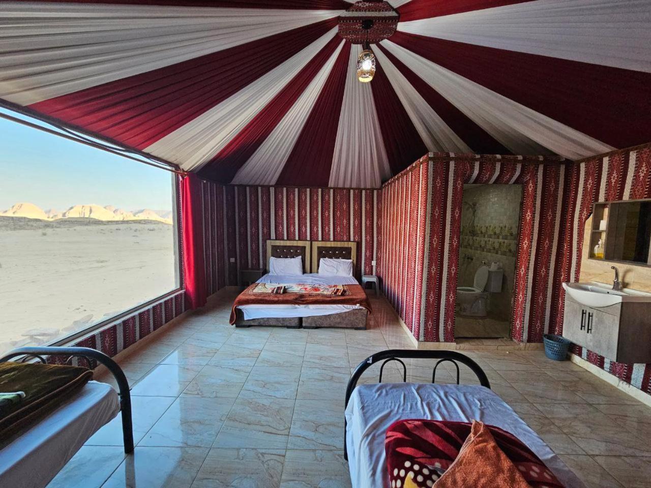 Beduin Star Trail Camp Bed & Breakfast วาดิรัม ภายนอก รูปภาพ