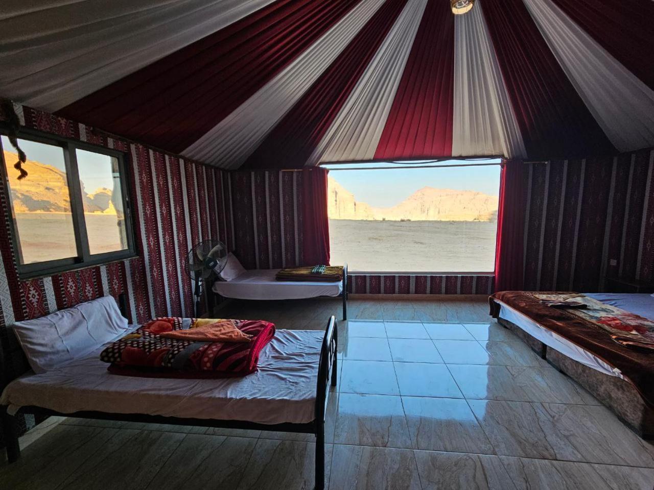 Beduin Star Trail Camp Bed & Breakfast วาดิรัม ภายนอก รูปภาพ